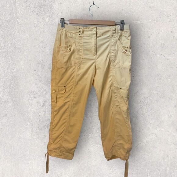Chicos Womens Pants Size 00 Extra Small Yellow Cargo Elastic Waist Crop - Picture 1 of 12